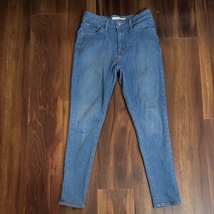 Levi's Women's High Rise Skinny Jeans Size 26